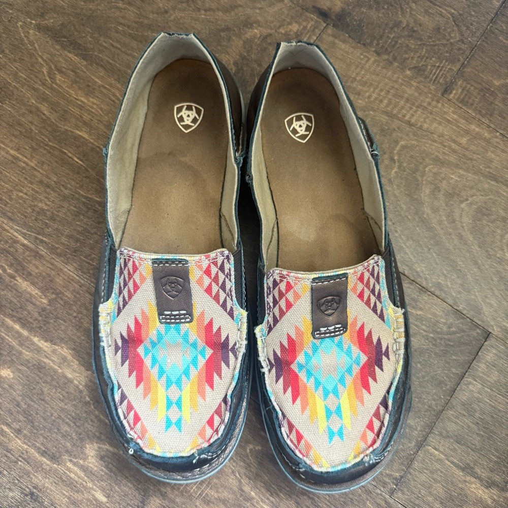 Ariat Cruiser Southwestern Pattern Slip-on Shoes Size 9